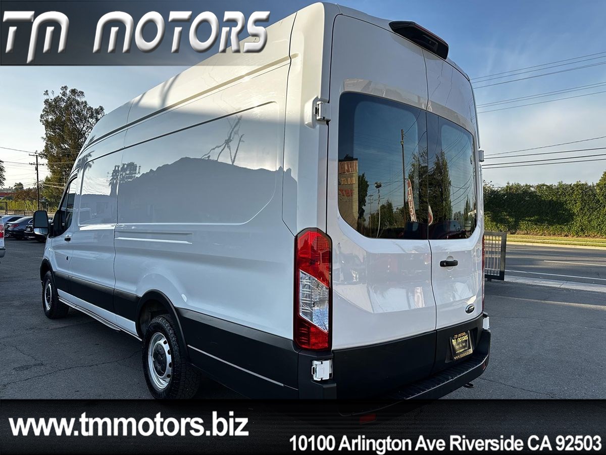 2021 Ford Transit Cargo Van photo 4