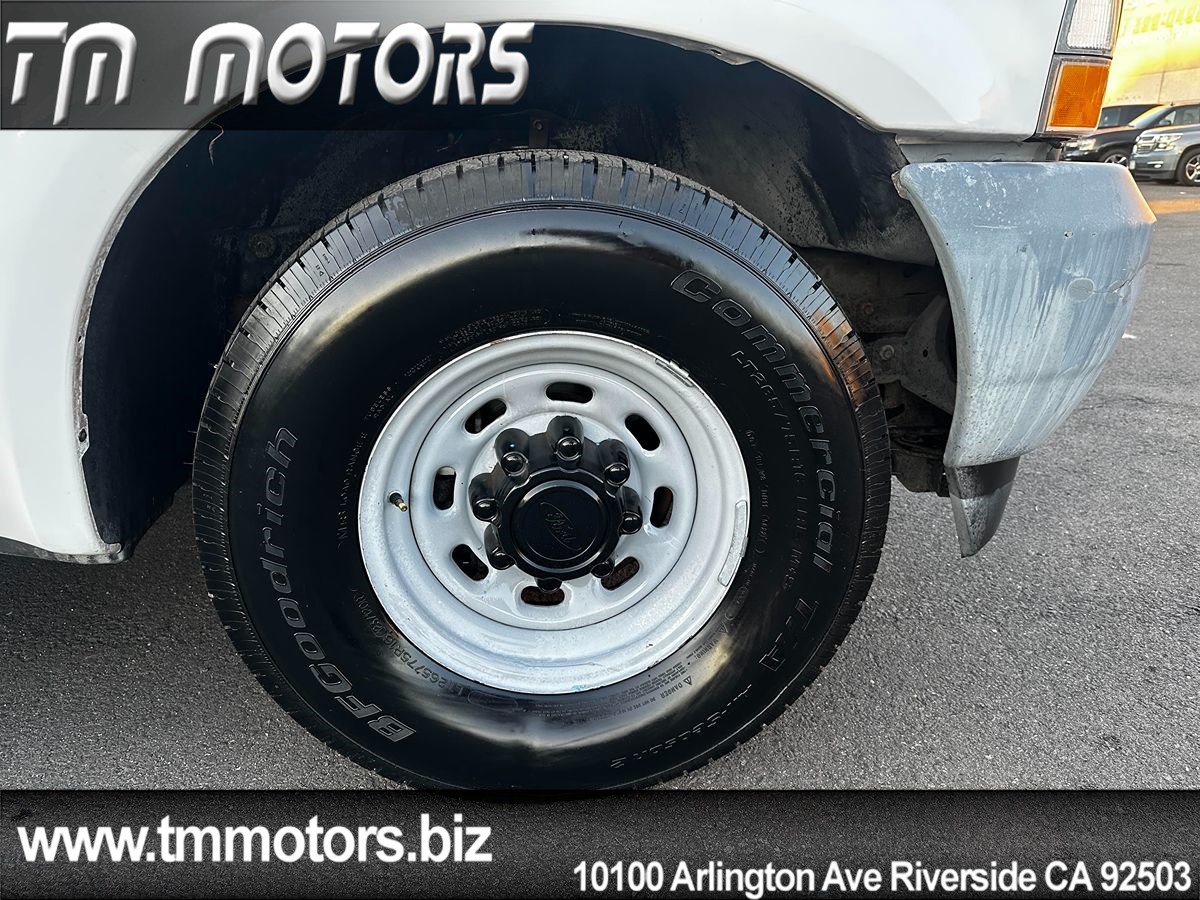 2002 Ford F-350 Super Duty XL - Photo 10