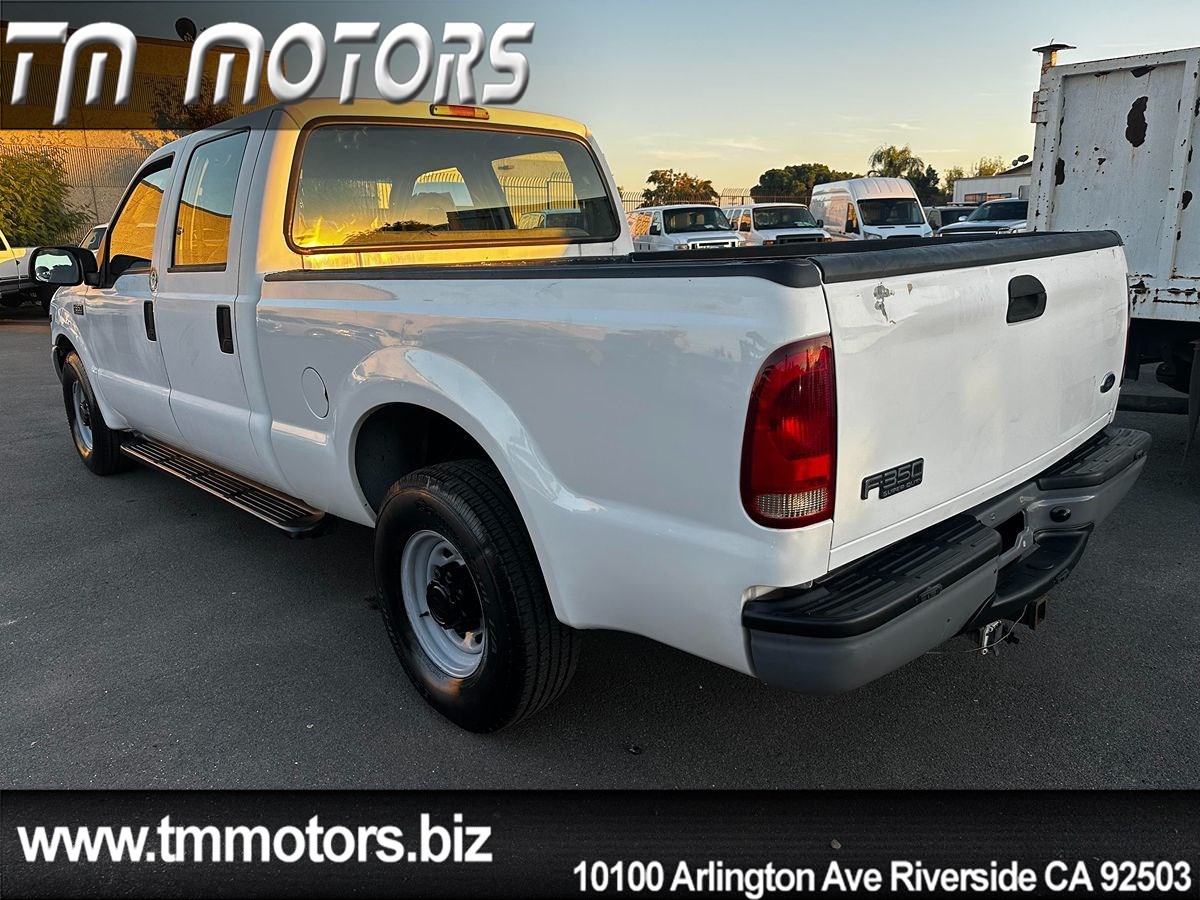 2002 Ford F-350 XL photo 4