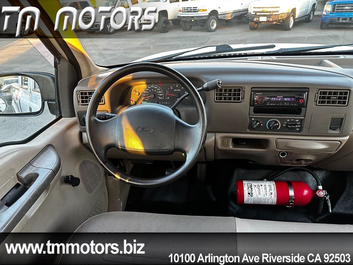 2002 Ford F-350 Super Duty XL - Photo 12