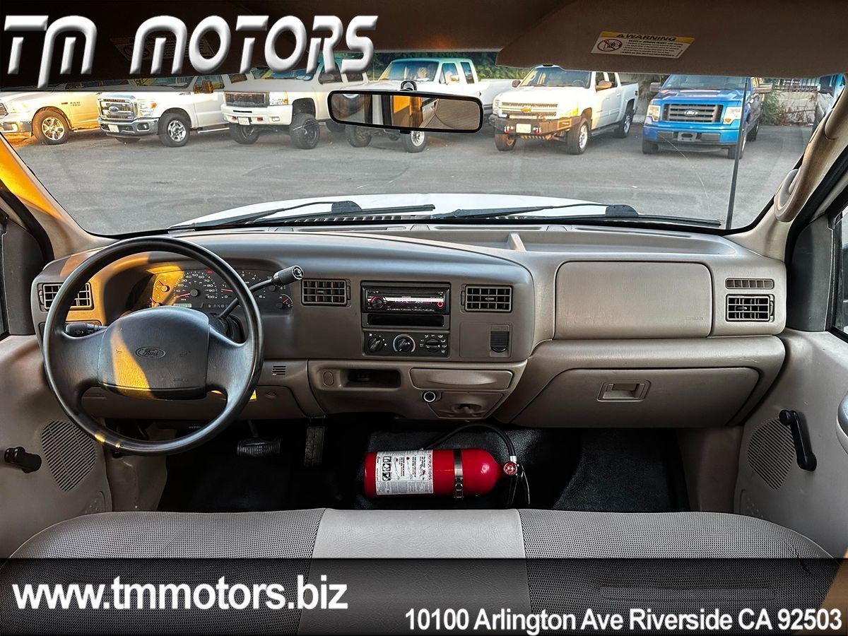 2002 Ford F-350 Super Duty XL - Photo 7