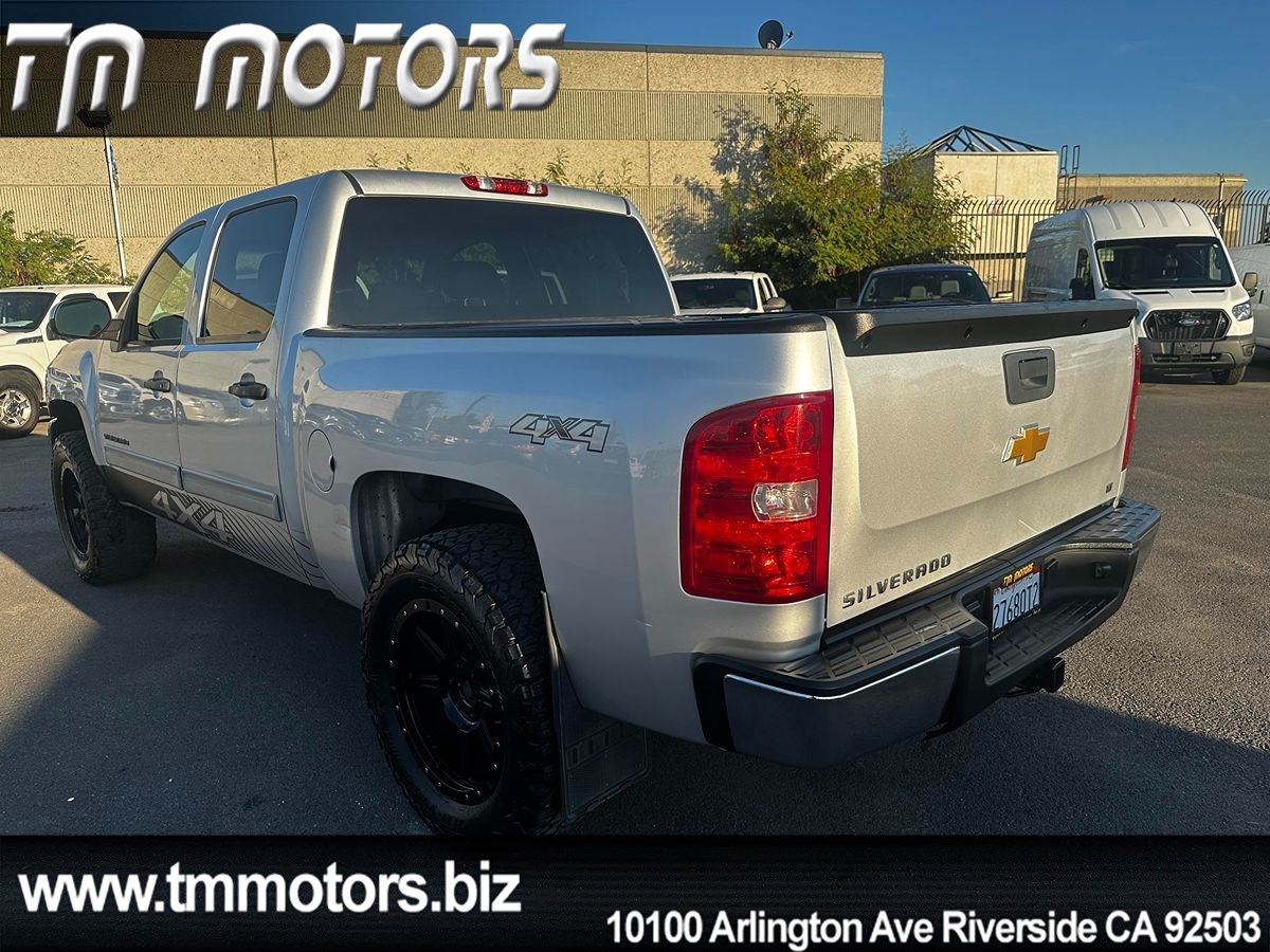 2013 Chevrolet Silverado 1500 LT photo 4