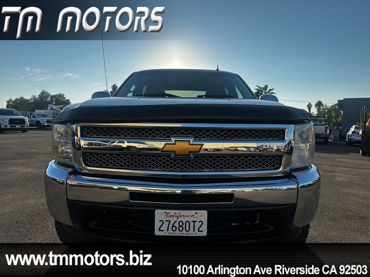 2013 Chevrolet Silverado 1500 LT photo 2