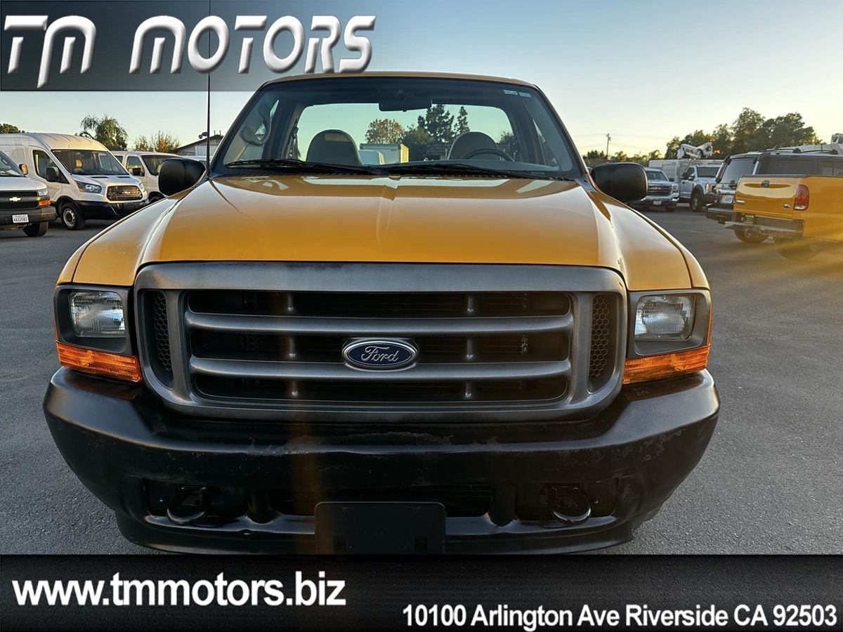 2001 Ford F-250 Super Duty XL - Photo 2