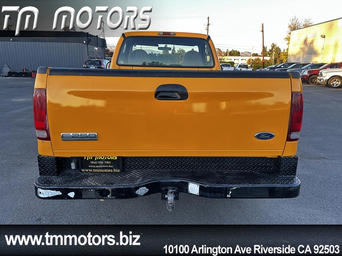 2001 Ford F-250 Super Duty XL - Photo 5