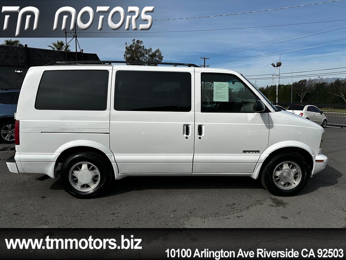 2000 GMC Safari Cargo SL - Photo 18