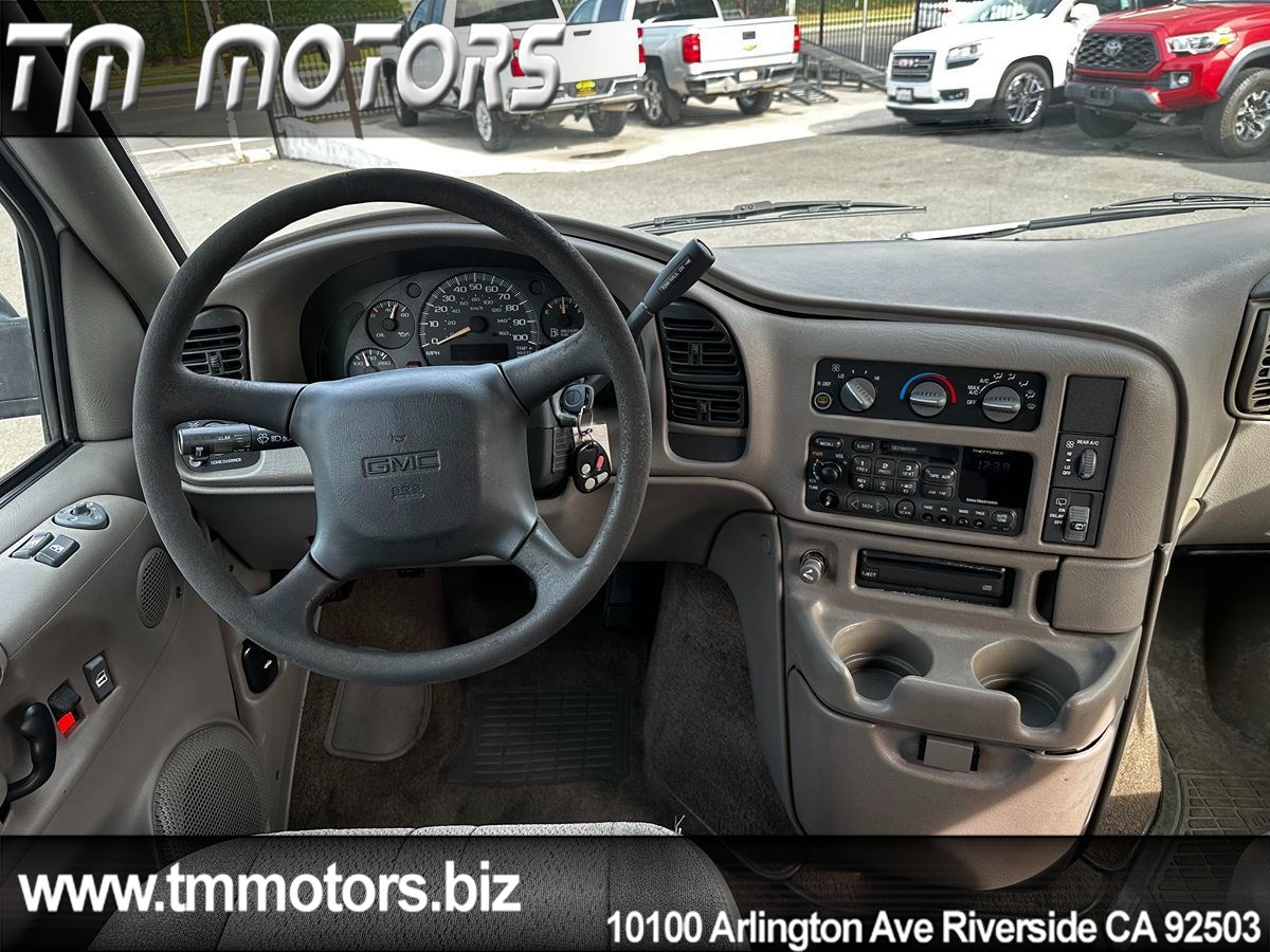 2000 GMC Safari Cargo SL - Photo 13