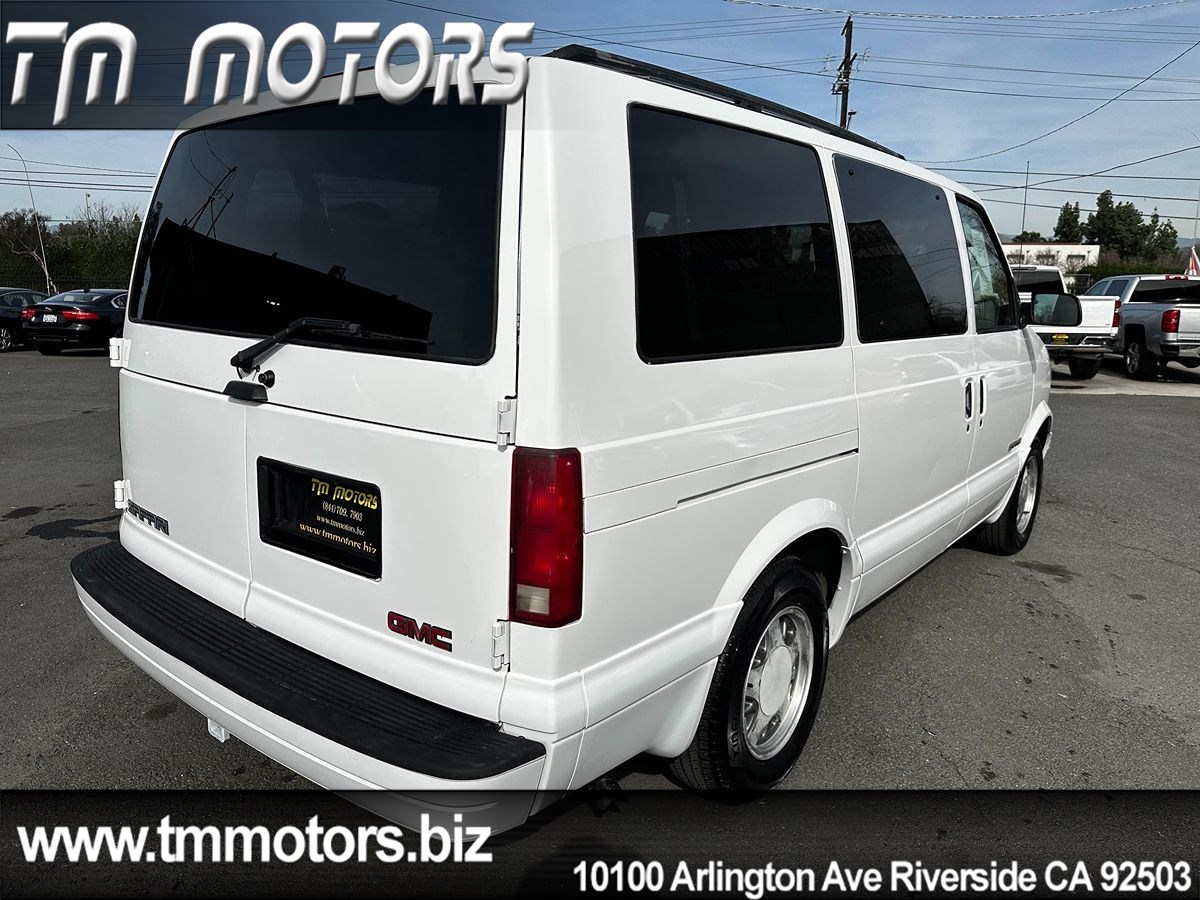 2000 GMC Safari Cargo SL - Photo 19