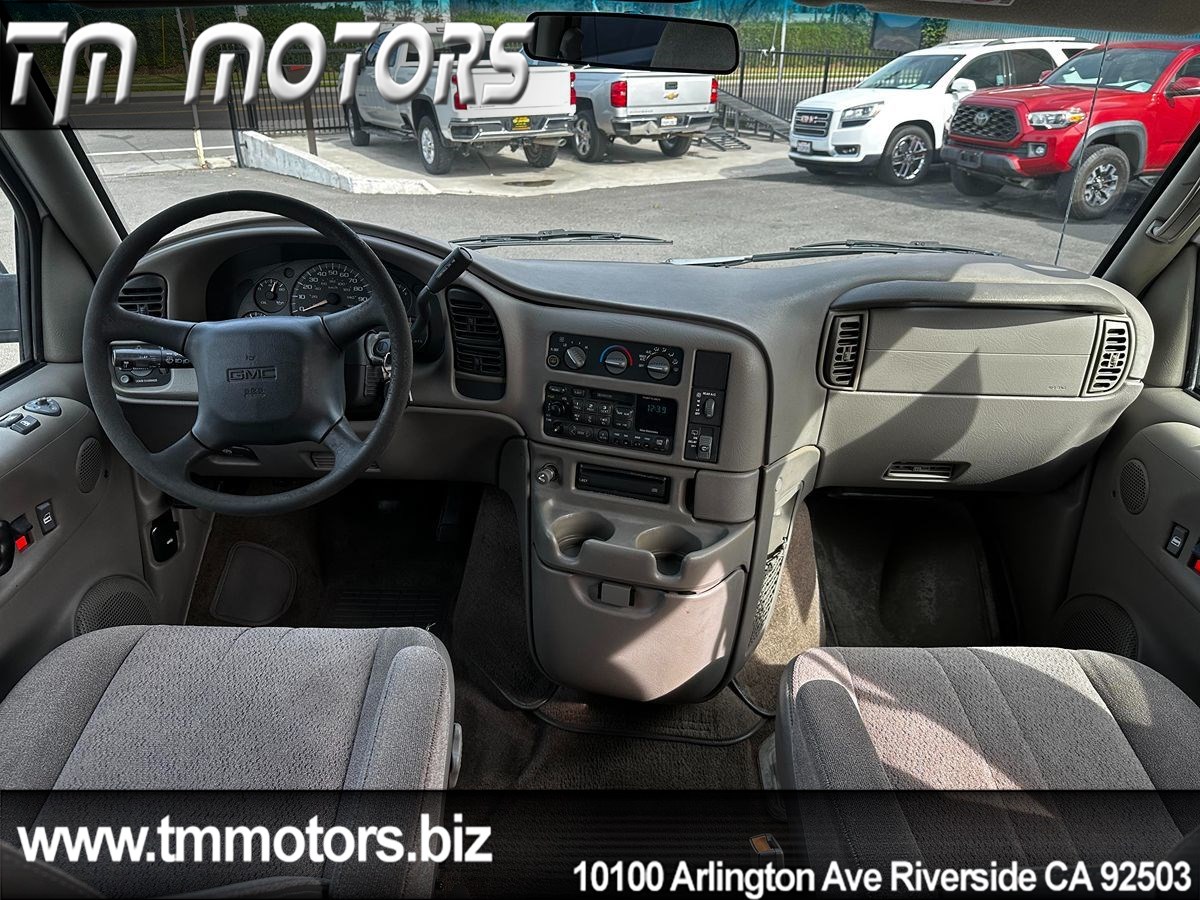 2000 GMC Safari Cargo SL - Photo 7