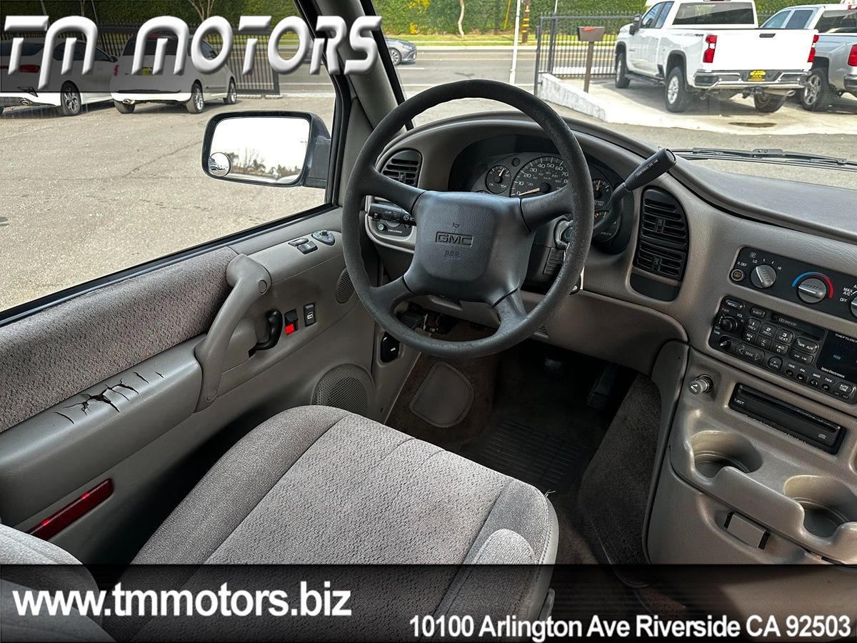 2000 GMC Safari Cargo SL - Photo 14