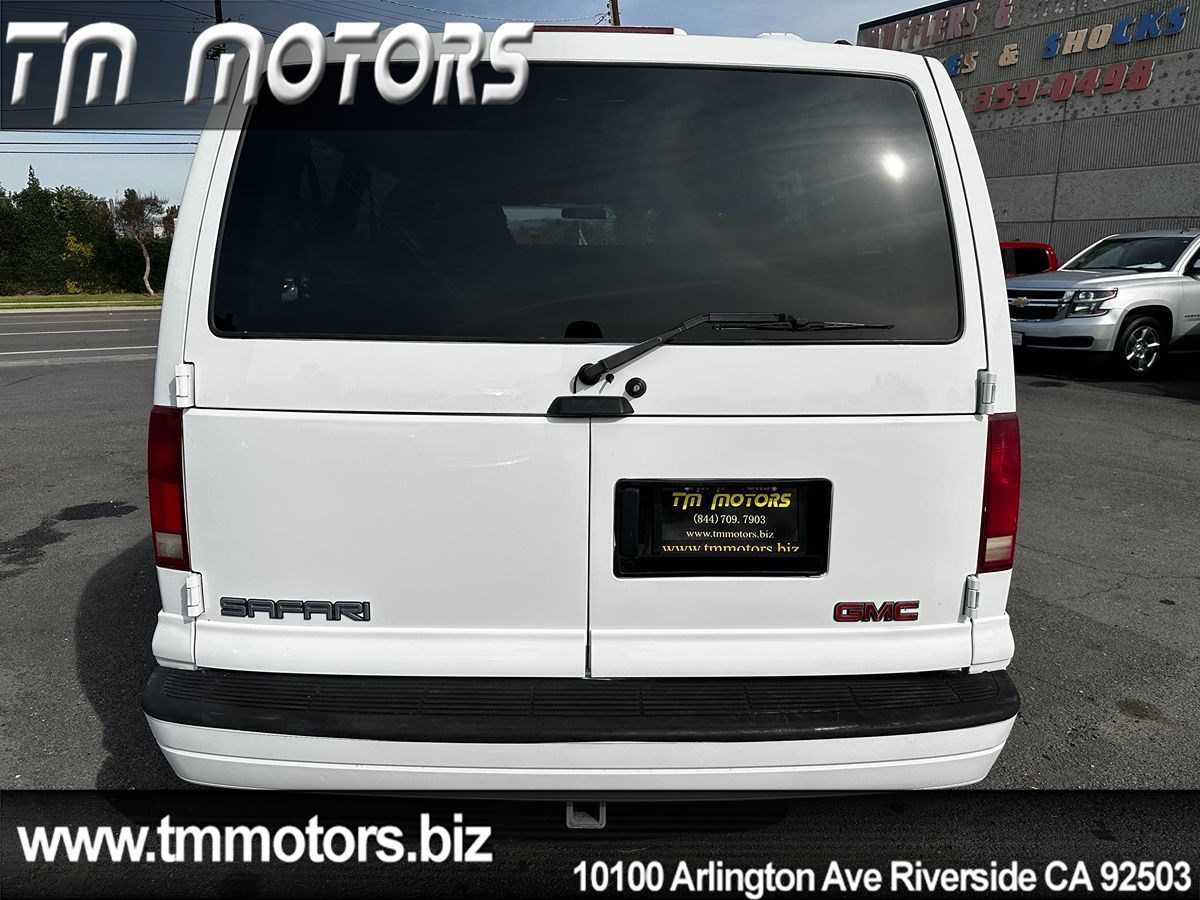 2000 GMC Safari Cargo SL - Photo 5