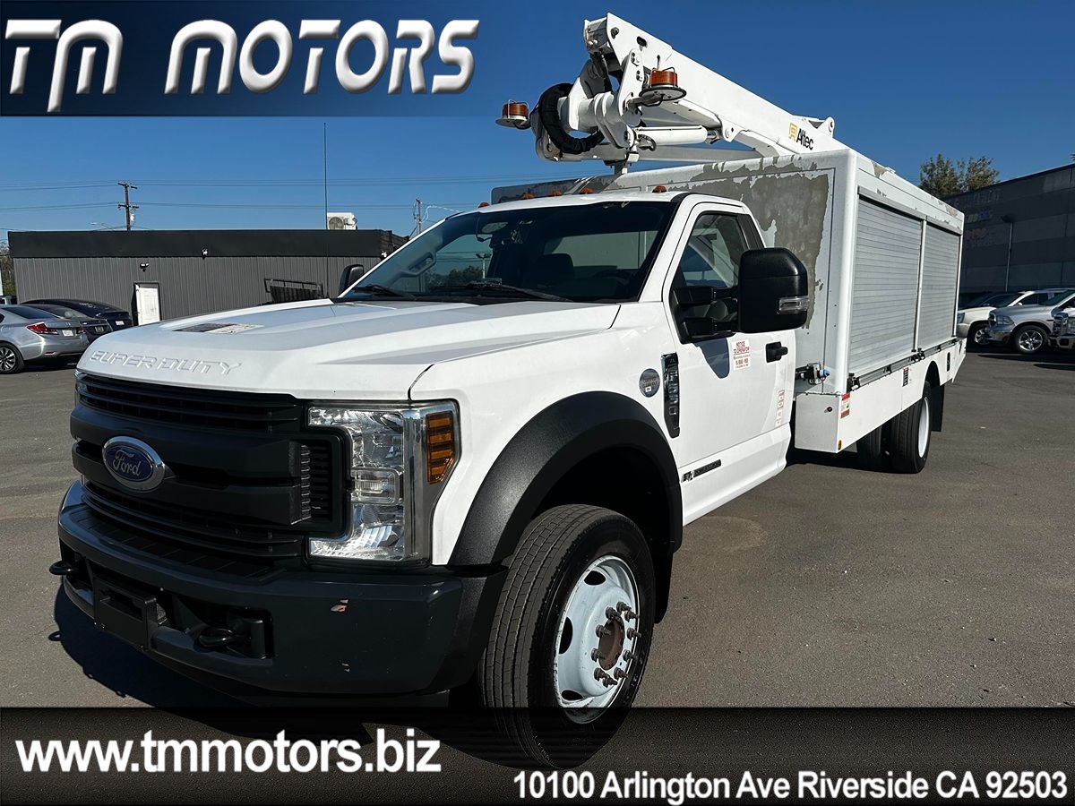 2019 Ford F-550 XL Regular Cab 145-In DRW's photo