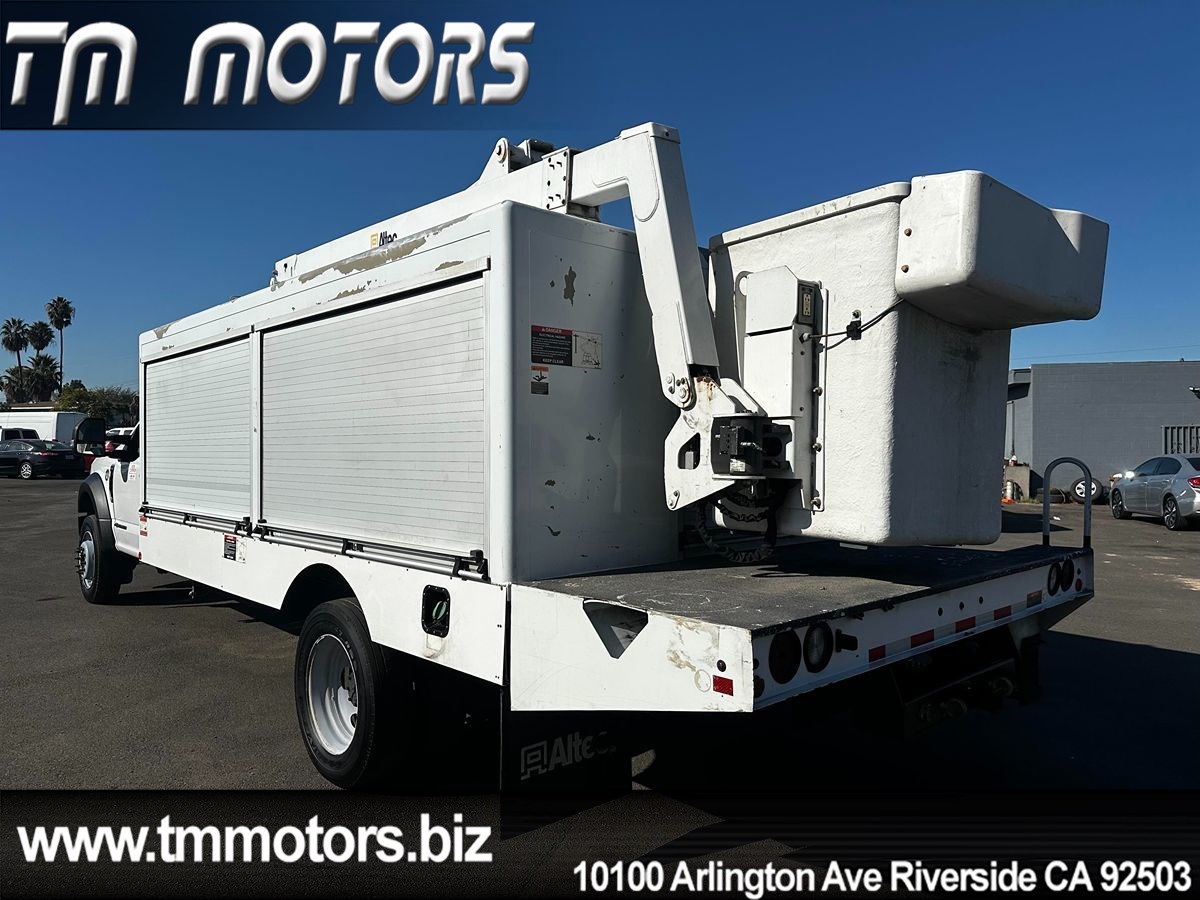 2019 Ford F-550 Super Duty Chassis Cab XL - Photo 4