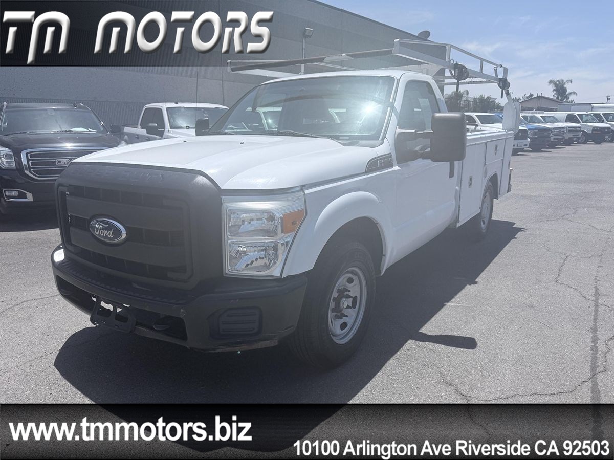2011 Ford Super Duty F-250 SRW XL Service Truck