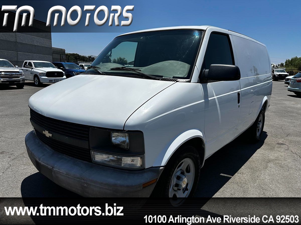 2003 Chevrolet Astro -'s photo