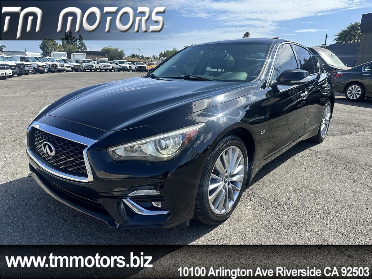 2018 INFINITI Q50 2.0t LUXE