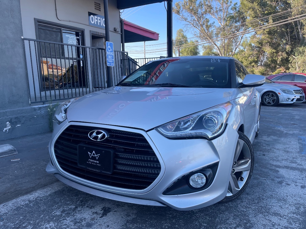 2013 Hyundai Veloster Turbo w/Black Int