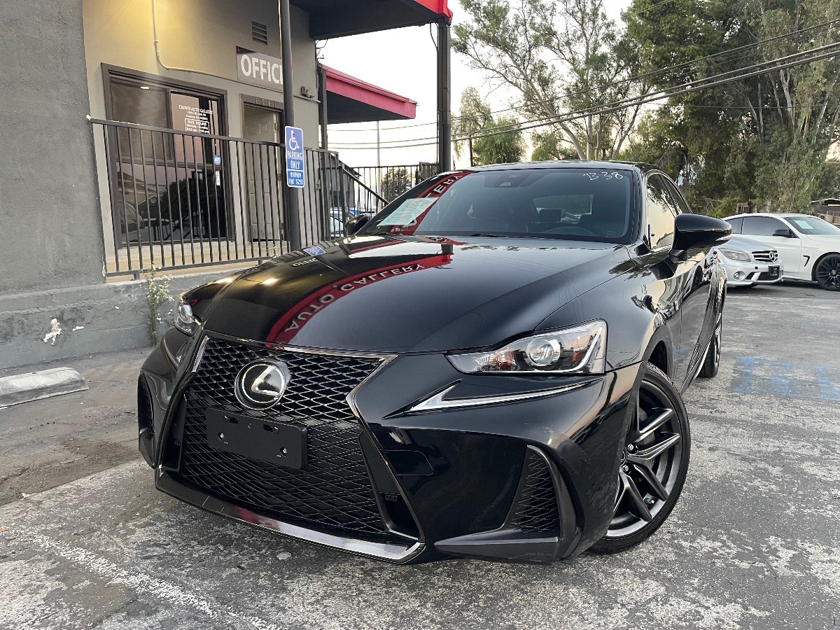 2017 Lexus IS Turbo F Sport