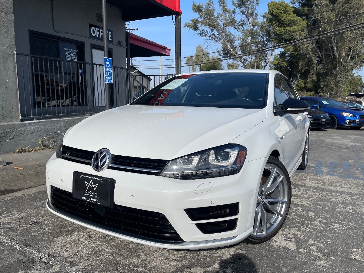 2017 Volkswagen Golf R 