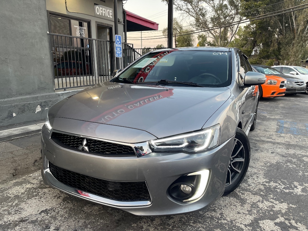 2017 Mitsubishi Lancer ES