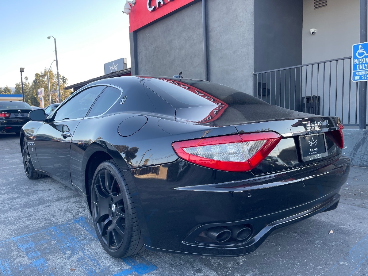 2010 Maserati Granturismo photo 7