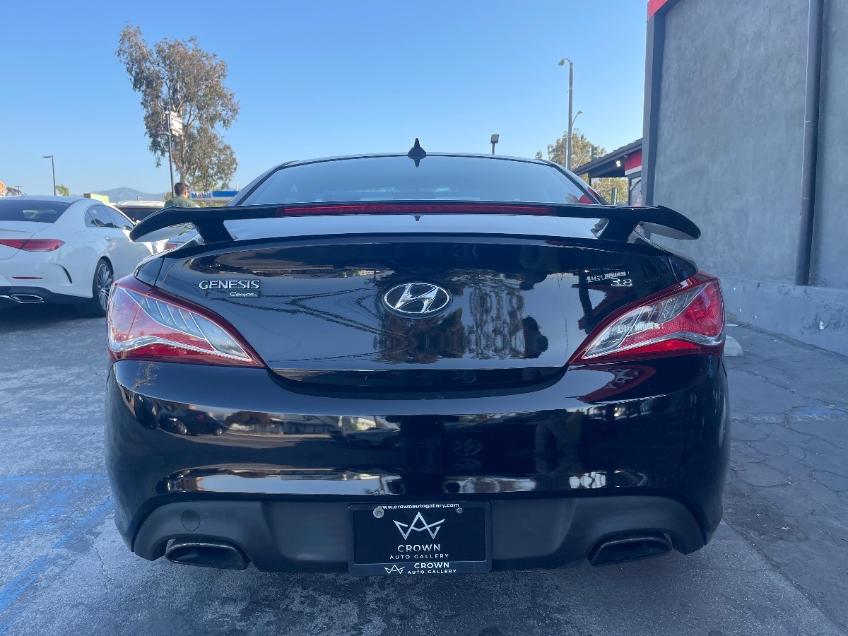 2013 Hyundai Genesis Coupe 3.8 Track photo 8