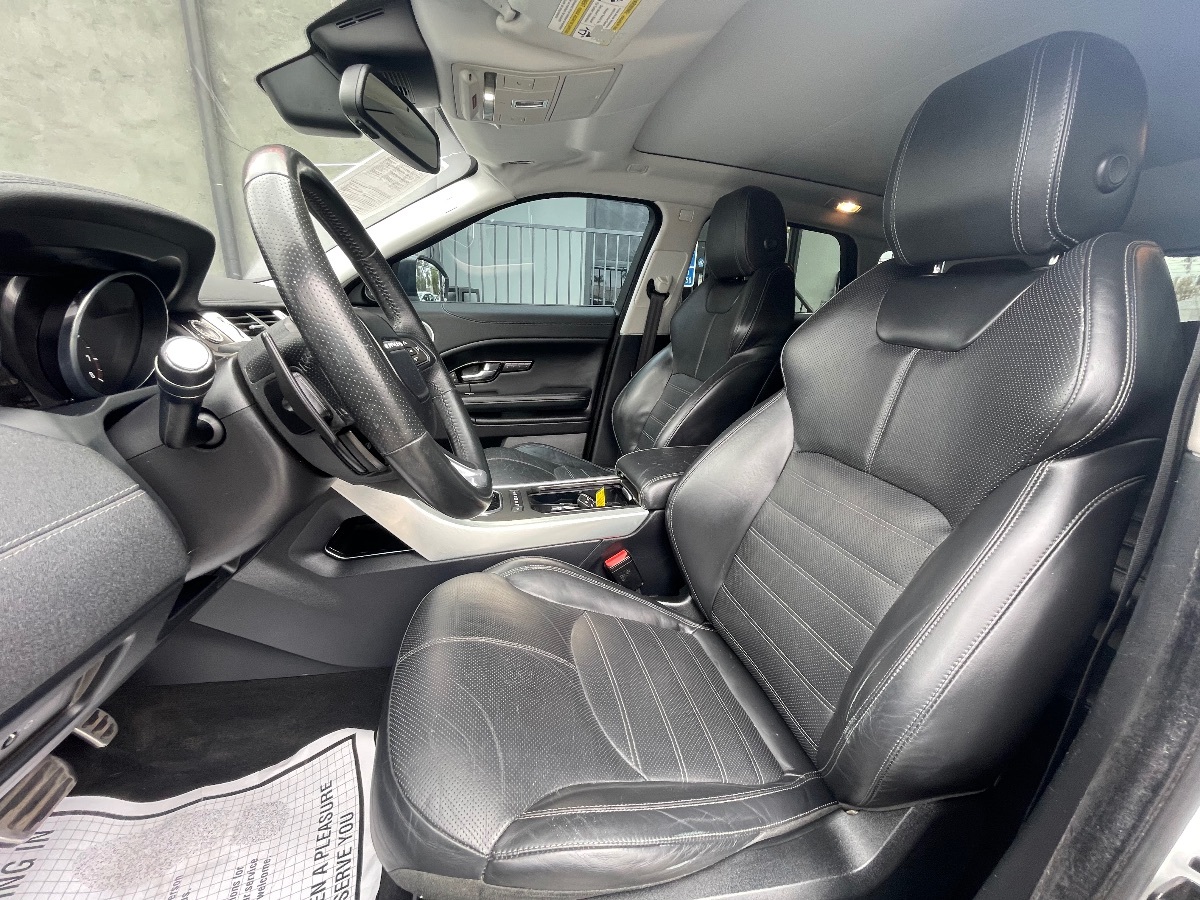 2016 Land Rover Range Rover Evoque HSE Dynamic photo 11