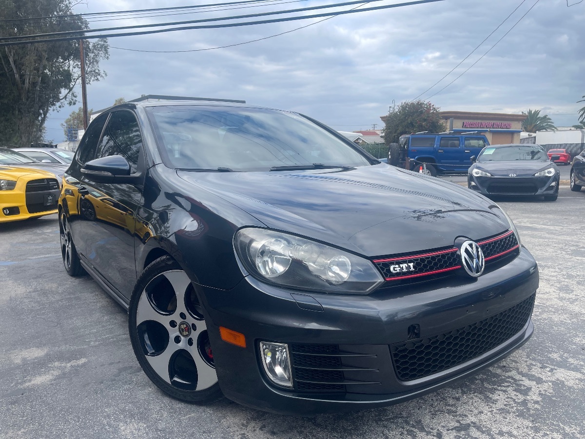 2011 Volkswagen Golf GTI Autobahn photo 3
