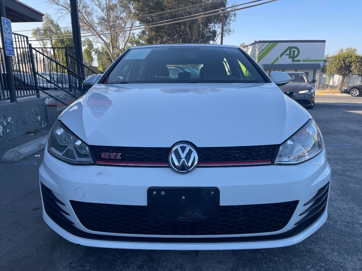 2016 Volkswagen Golf GTI S Performance photo 2