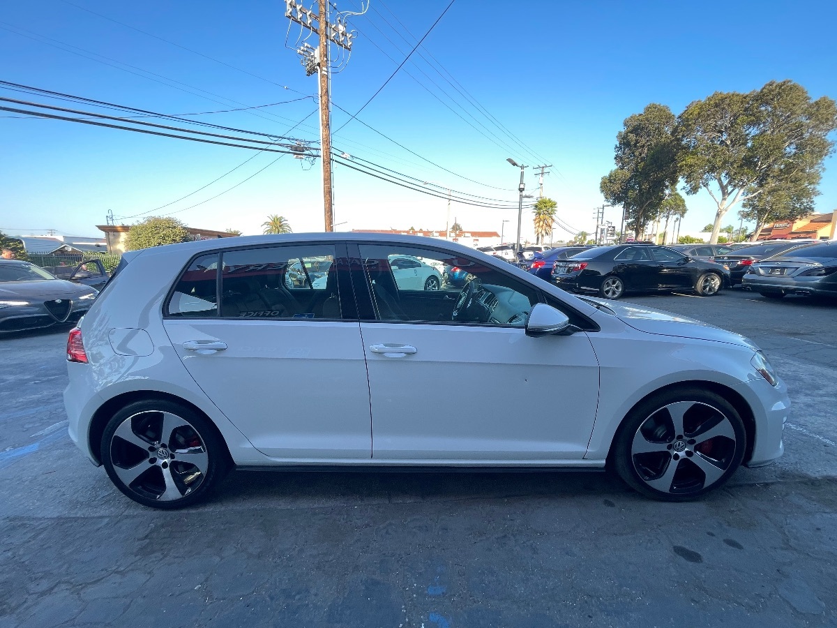2016 Volkswagen Golf GTI S Performance photo 4