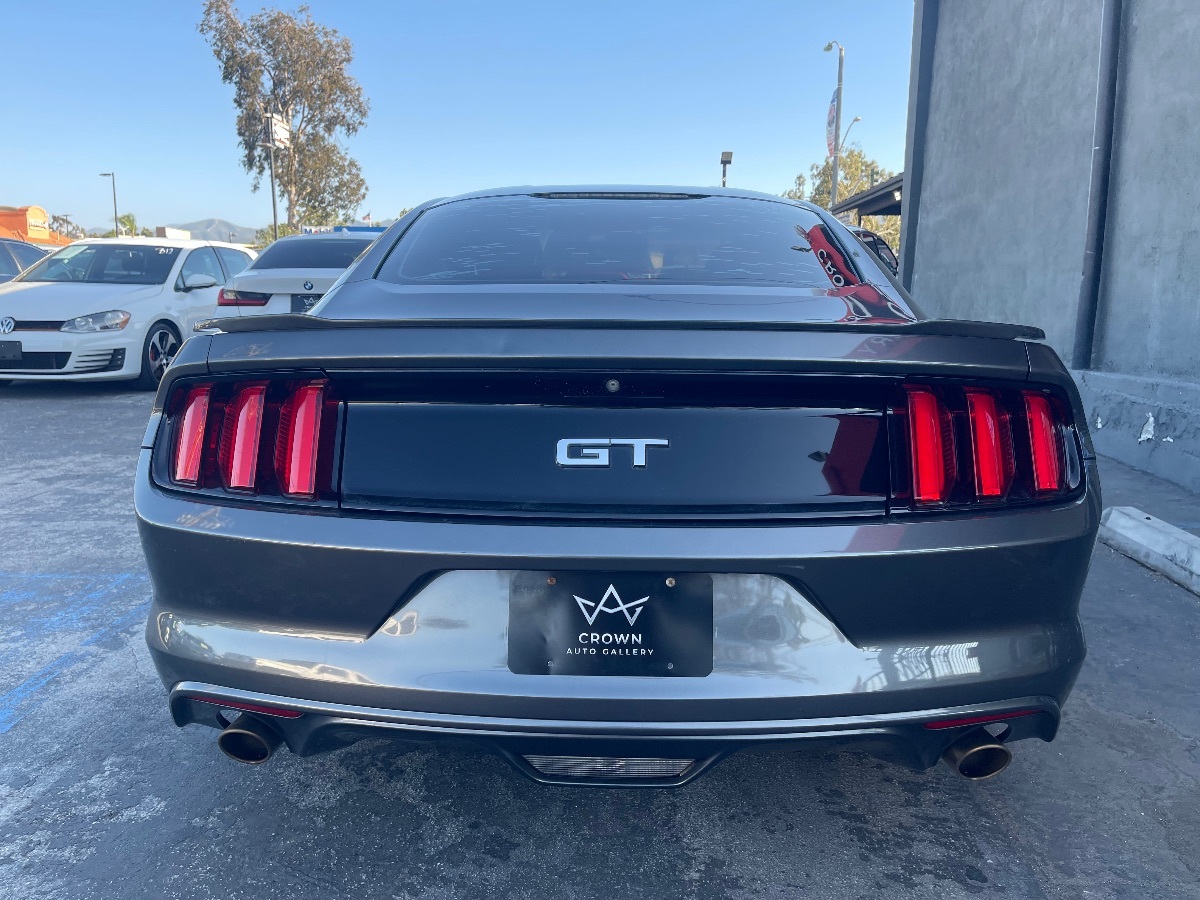 2015 Ford Mustang GT photo 8