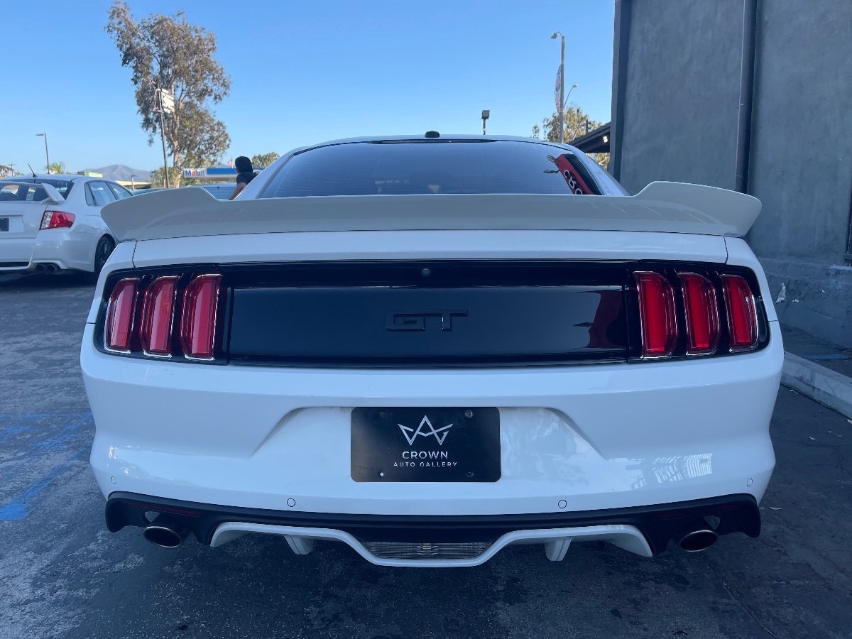 2017 Ford Mustang GT Premium photo 8