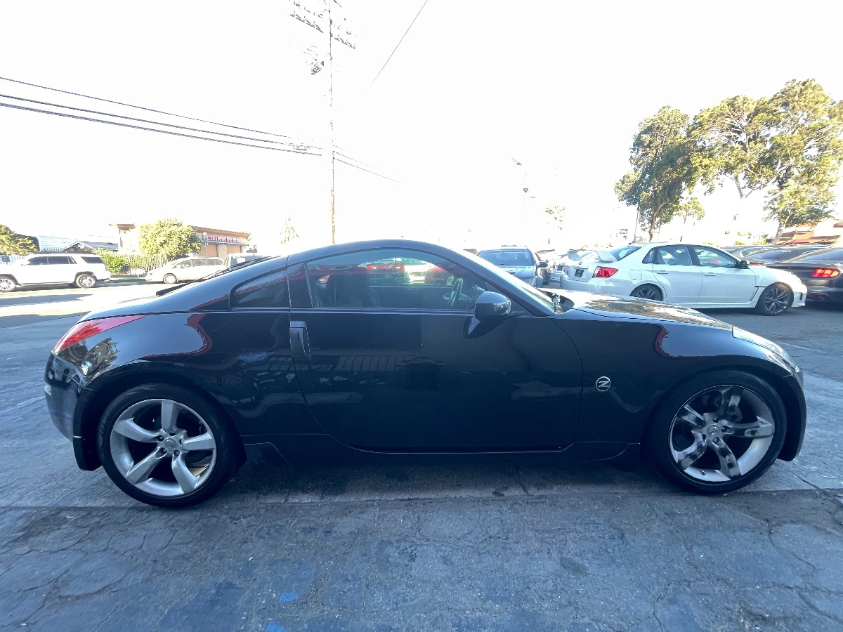 2008 Nissan 350Z photo 4