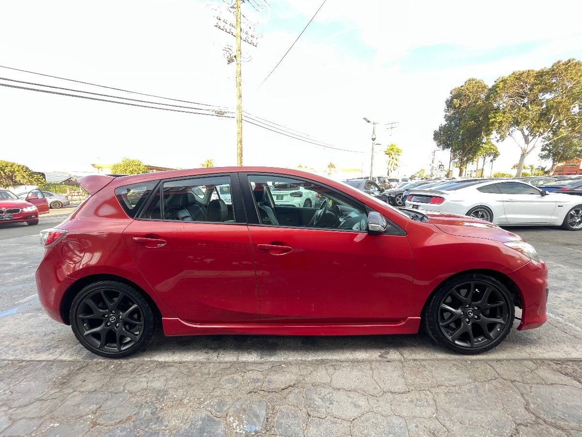 2013 Mazda Mazda3 Touring photo 4