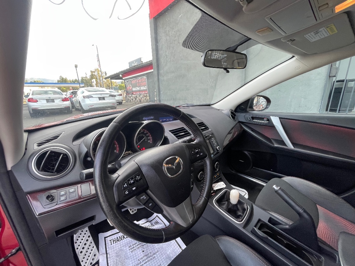 2013 Mazda Mazda3 Touring photo 10