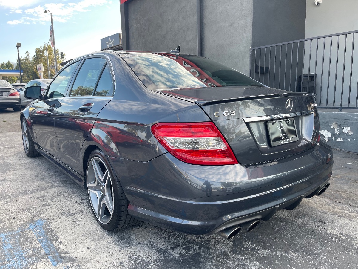 2009 Mercedes Benz C 63 AMG Sedan photo 6