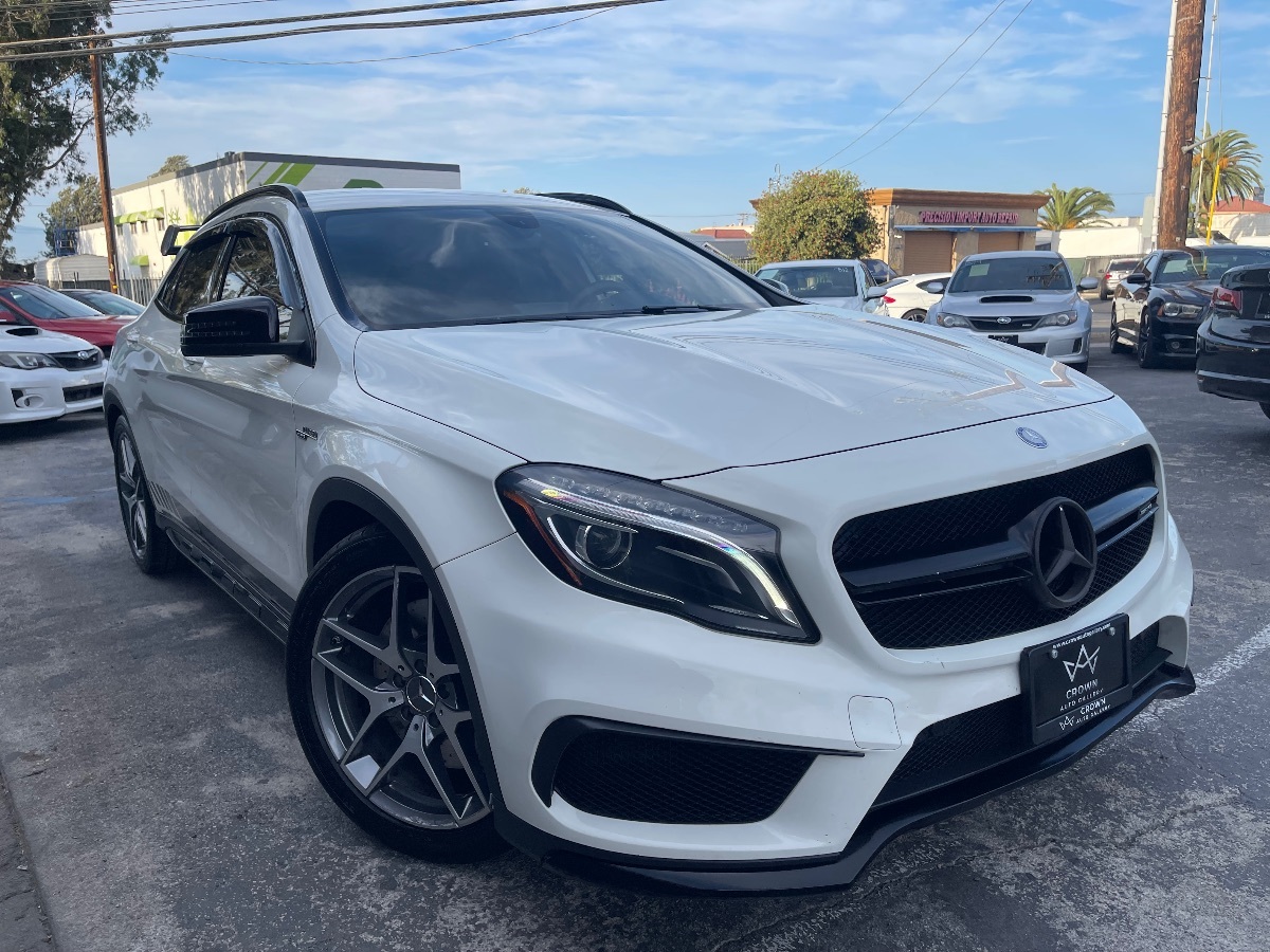 2015 Mercedes Benz GLA 45 AMG 4MATIC photo 3