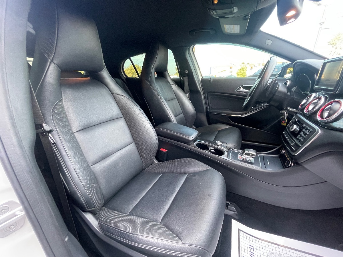 2015 Mercedes Benz GLA 45 AMG 4MATIC photo 13