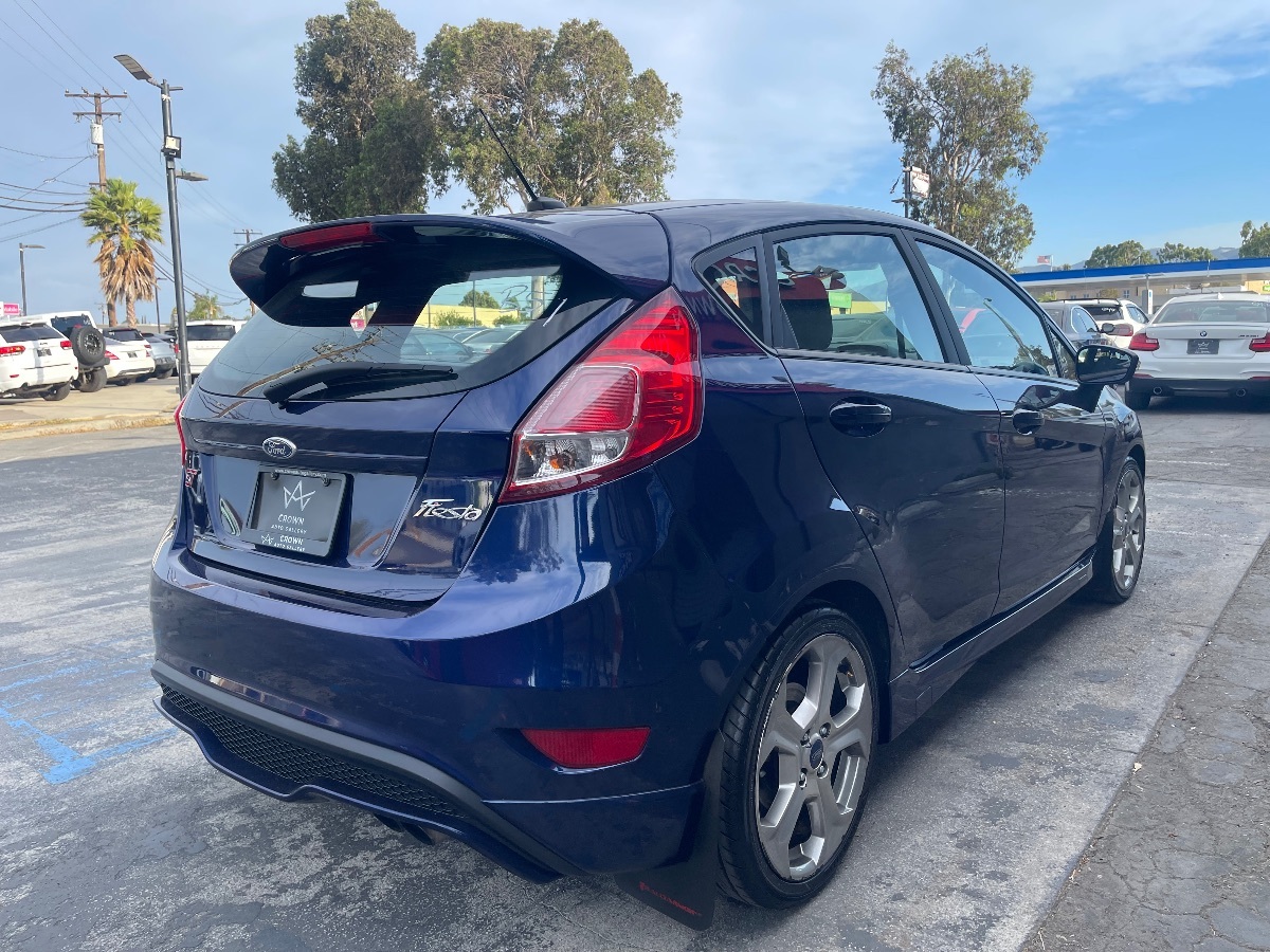 2016 Ford Fiesta ST photo 3