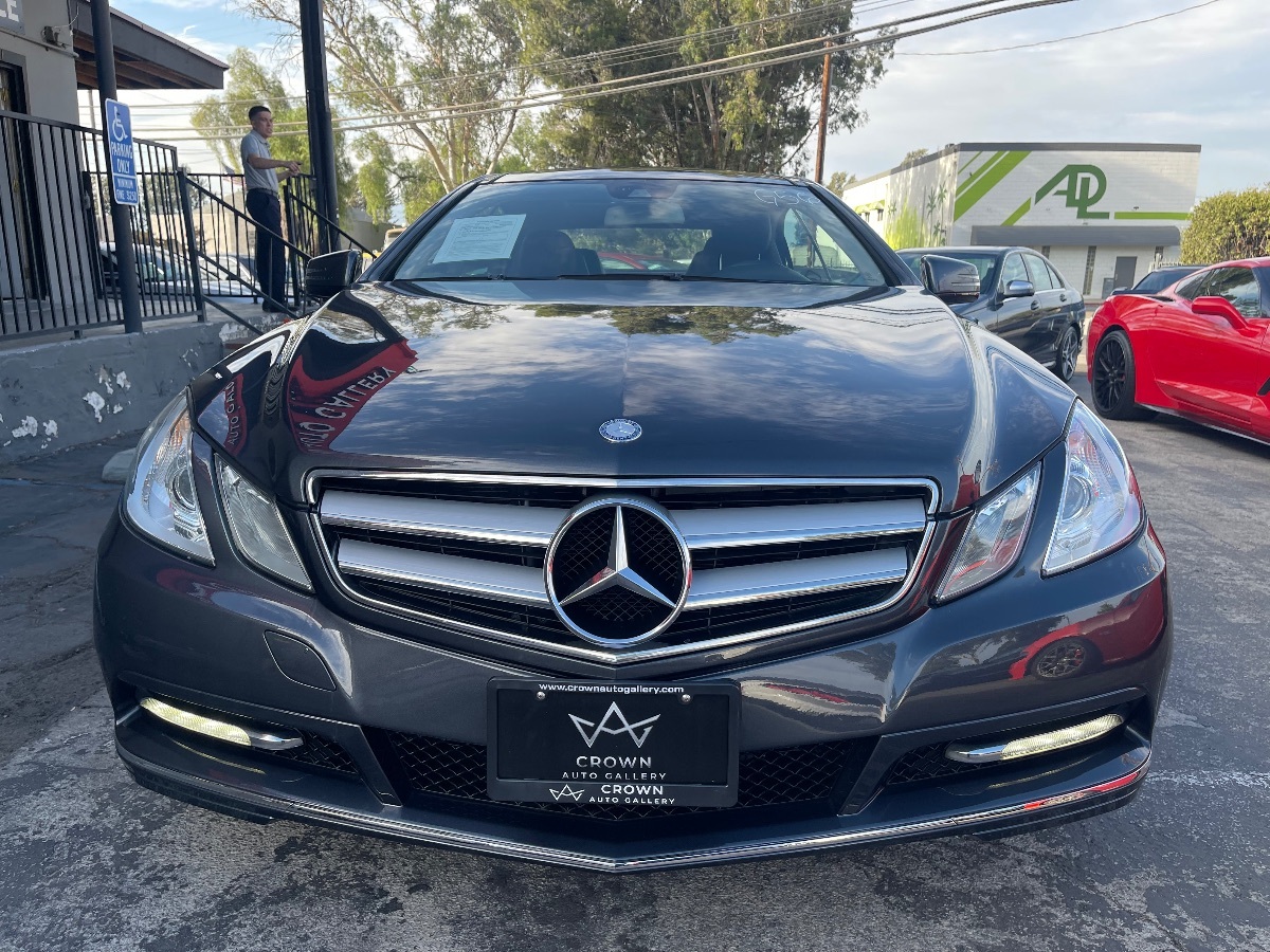 2013 Mercedes Benz E 350 Coupe photo 2