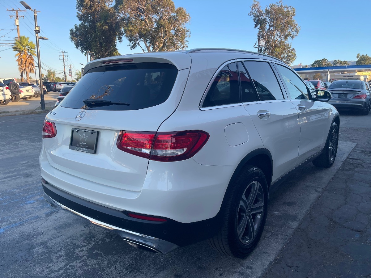 2018 Mercedes Benz GLC 300 photo 5