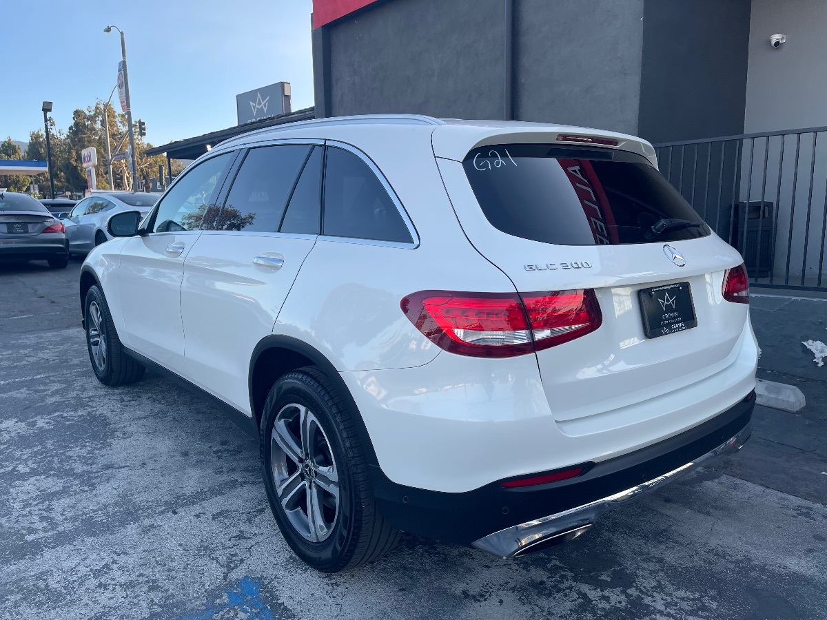 2018 Mercedes Benz GLC 300 photo 7