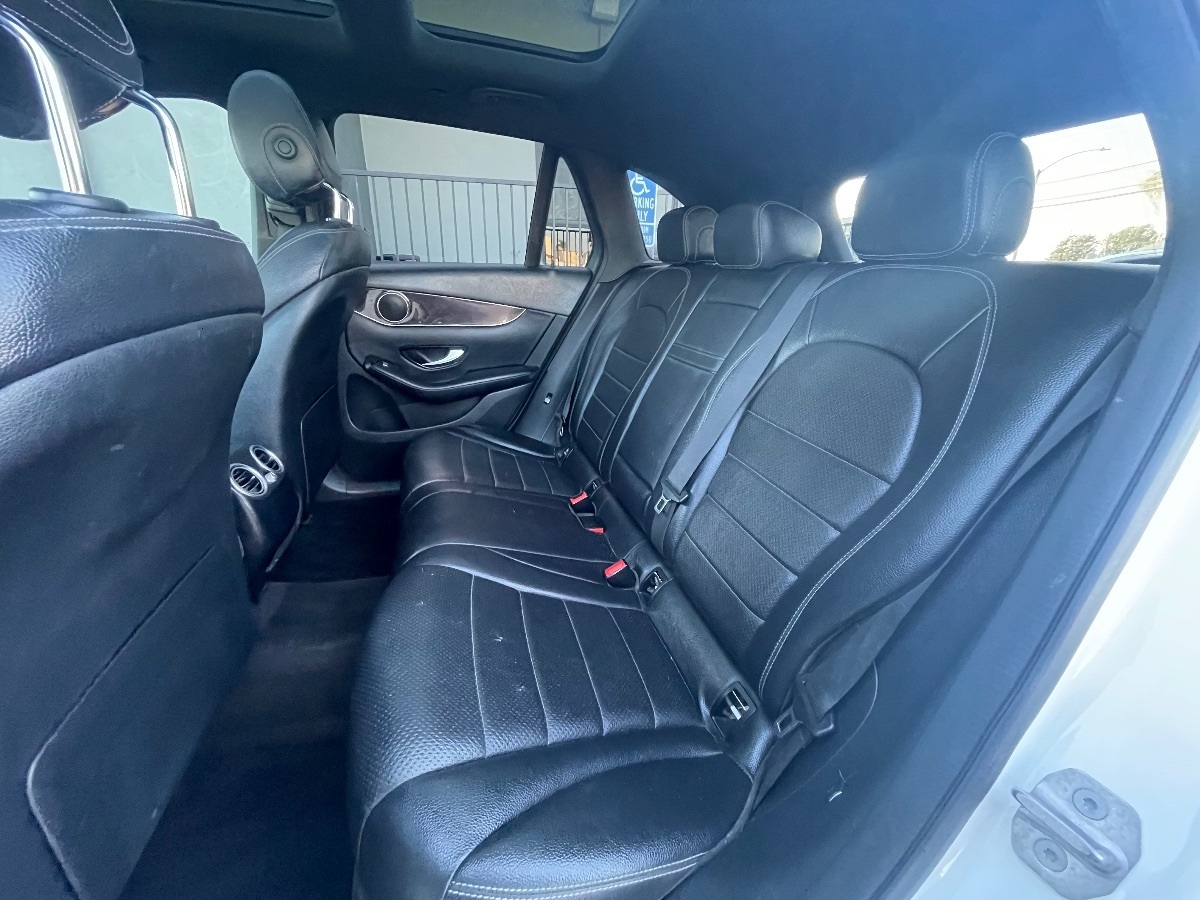 2018 Mercedes Benz GLC 300 photo 15