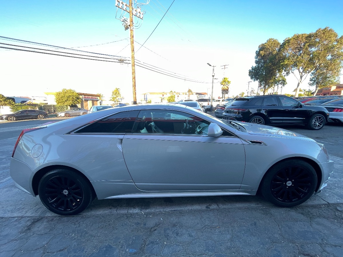 2011 Cadillac CTS Coupe Performance photo 4