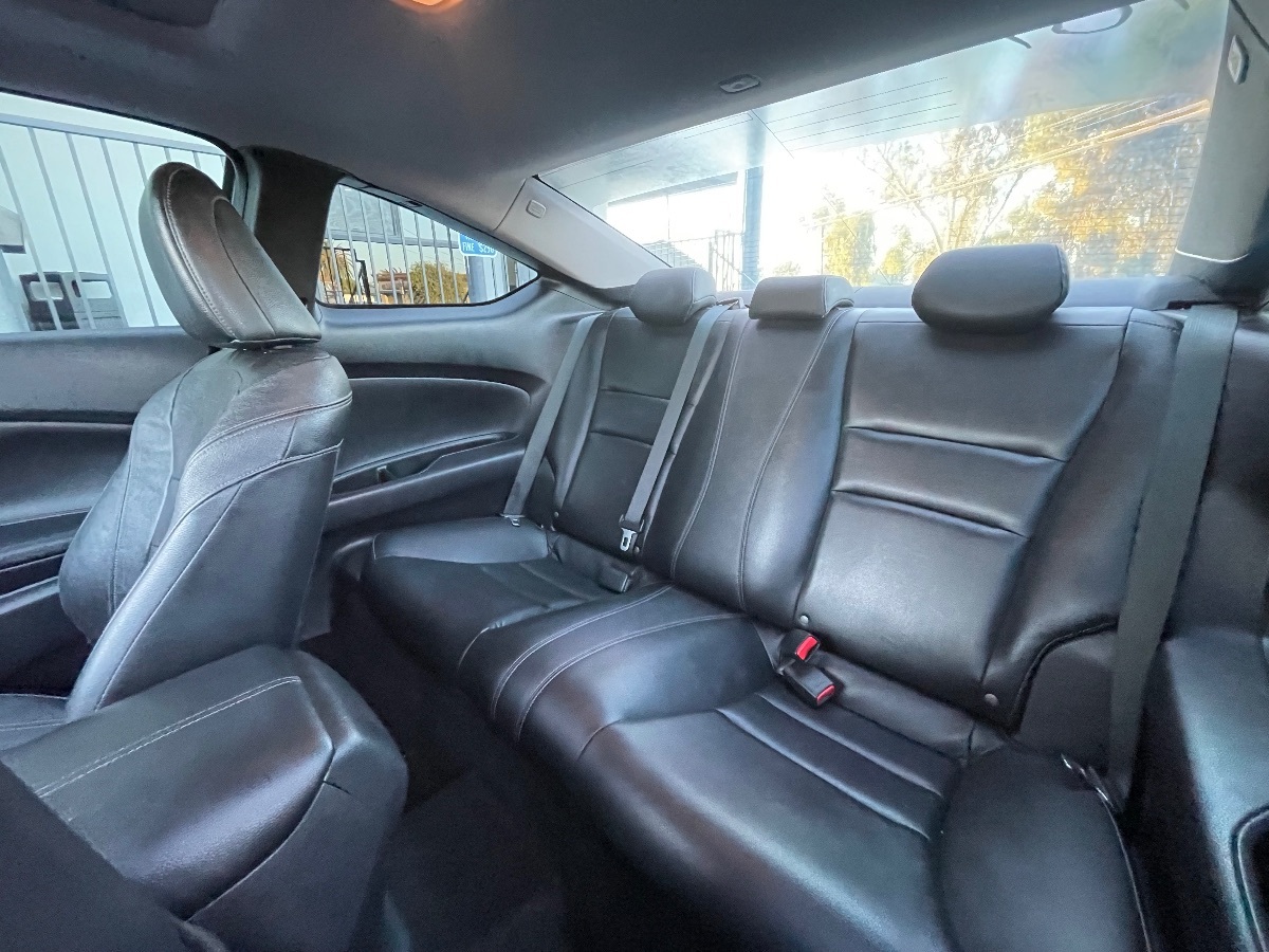 2015 Honda Accord EX-L photo 12