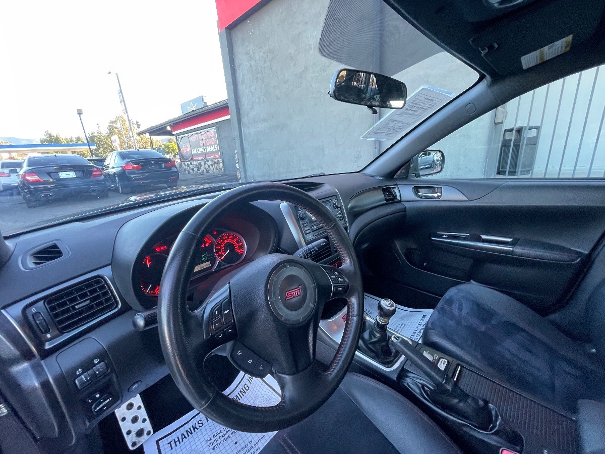2011 Subaru Impreza WRX STI photo 9