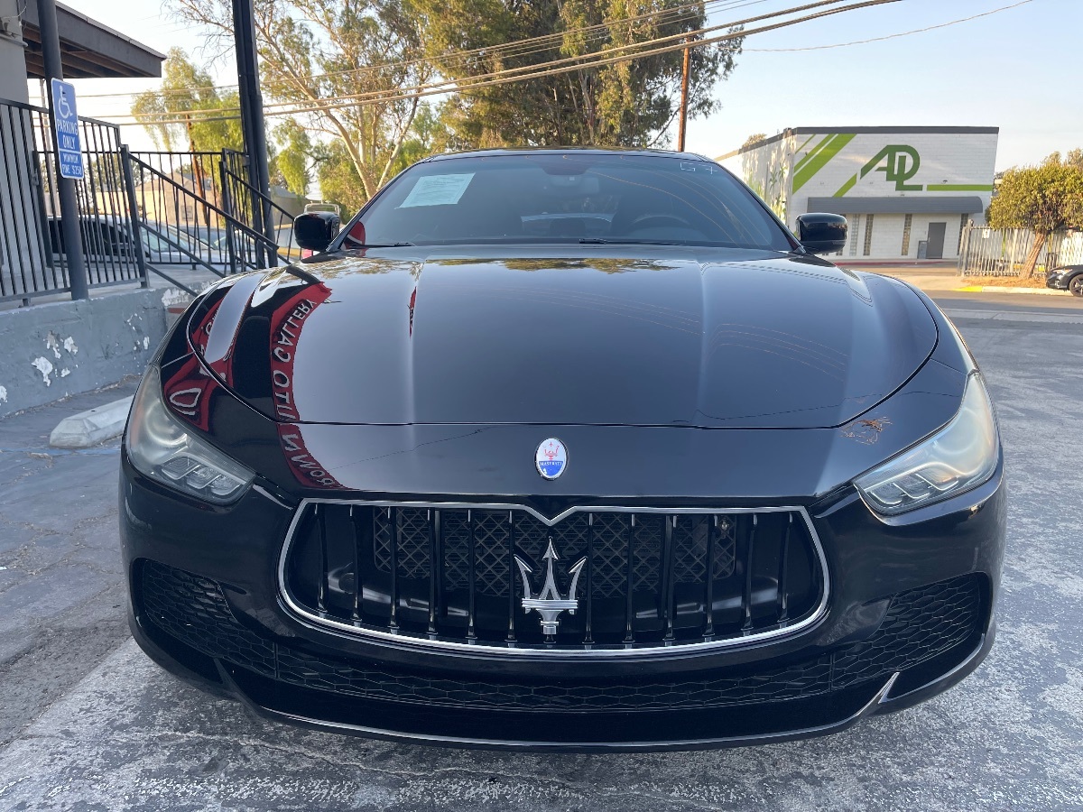 2015 Maserati Ghibli photo 2