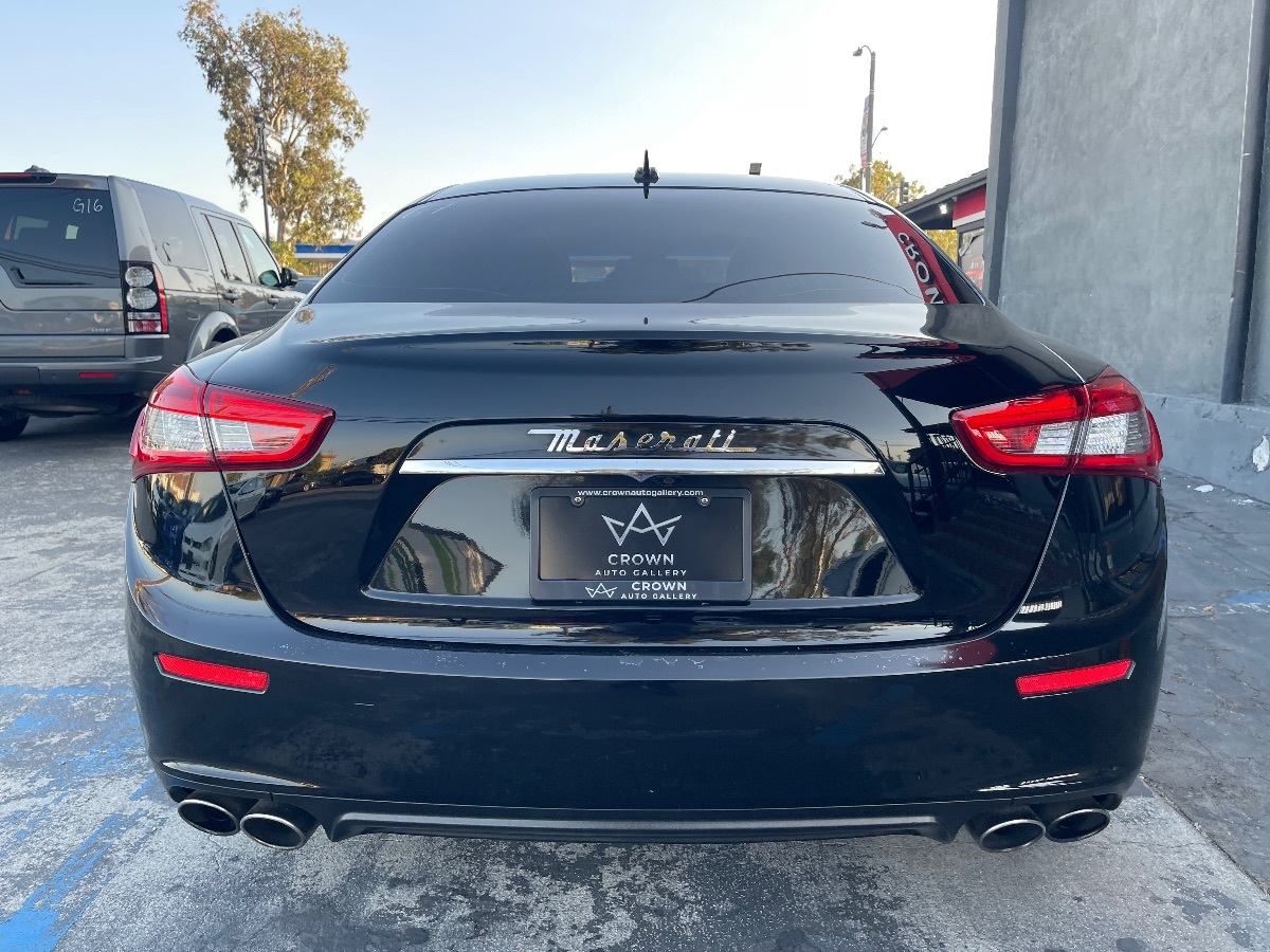 2015 Maserati Ghibli photo 8
