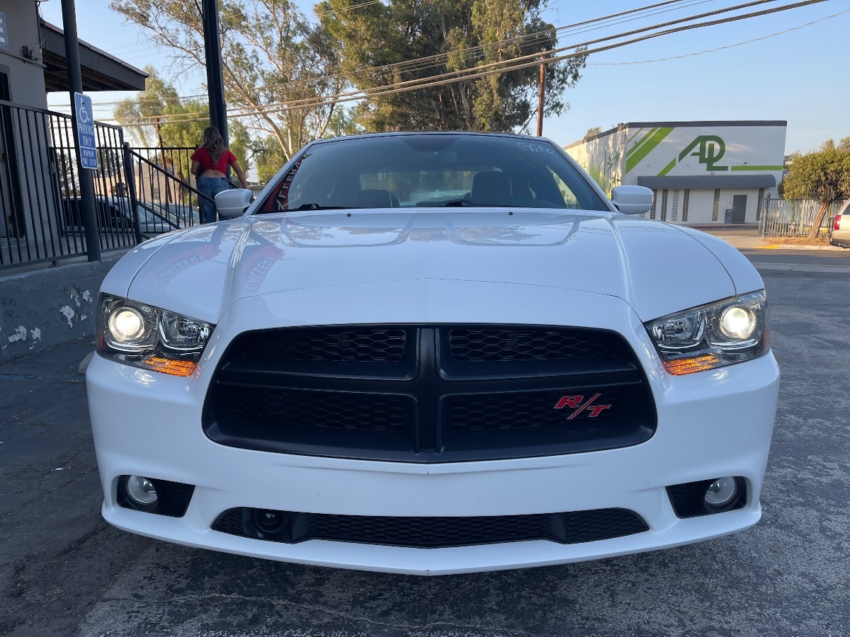 2014 Dodge Charger R/T photo 2