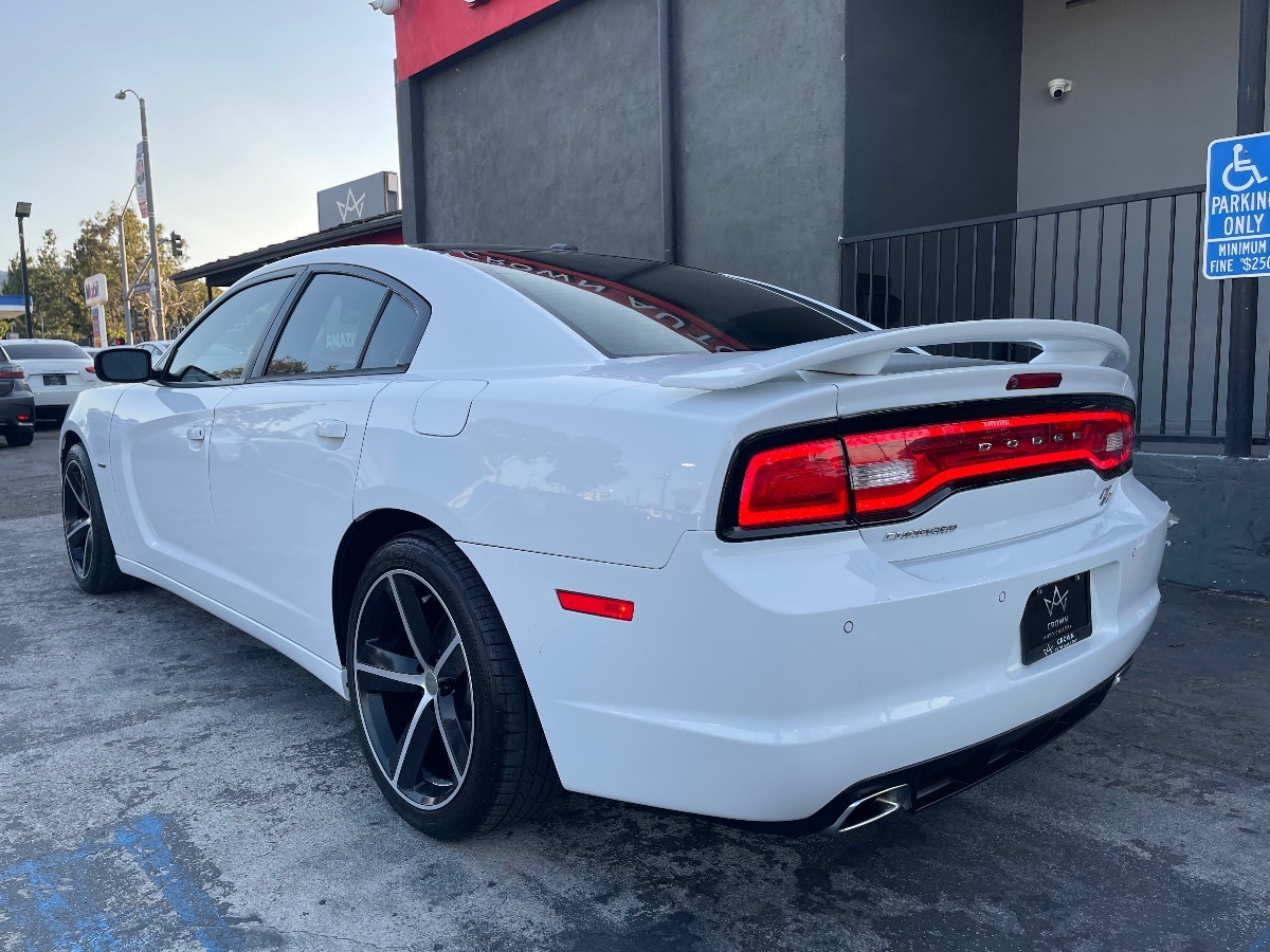 2014 Dodge Charger R/T photo 6